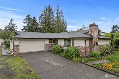 17807 40th Ave E, Tacoma, WA 98446
