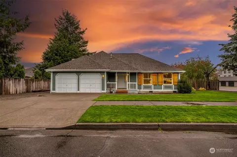 3047 Cole St, Enumclaw, WA 98022
