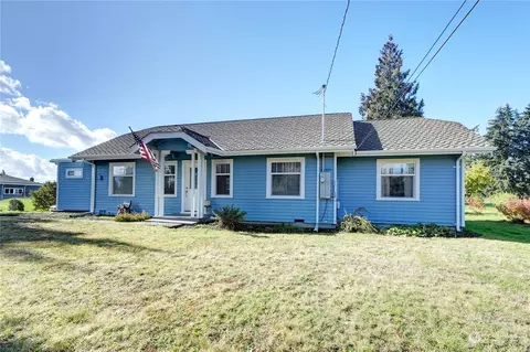 8812 Waller Rd E, Tacoma, WA 98446