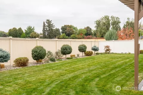 Exterior - 1369 Caprio Loop, Walla Walla, WA 99362 photo 6 of 8