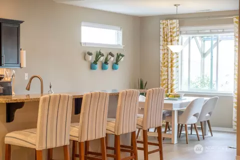 Dining - 1369 Caprio Loop, Walla Walla, WA 99362 photo 1 of 1