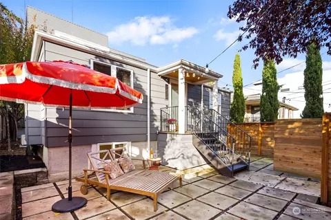 2036 NW 61st St, Seattle, WA 98107