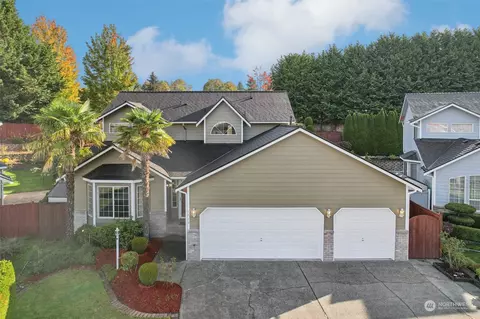 4614 NE 7th Pl, Renton, WA 98059