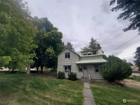 548 Oak St, Okanogan, WA 98840