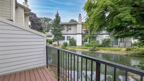 1806 Maple Ln #C13, Kent, WA 98030