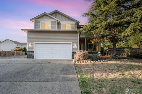 7727 198th St E, Spanaway, WA 98387