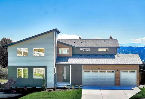 412 SW 365th St #9, Federal Way, WA 98023
