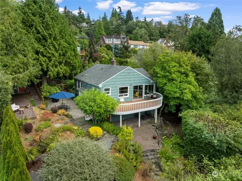 9829 47th Ave SW, Seattle, WA 98136