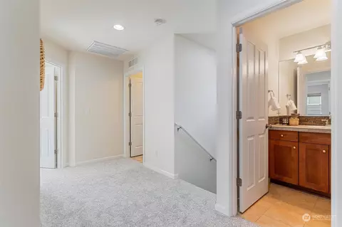 Entry Way - 4120 183rd Pl SE, Bothell, WA 98012 photo 4 of 4