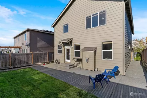 Exterior - 4120 183rd Pl SE, Bothell, WA 98012 photo 5 of 6