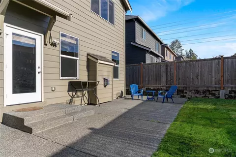Exterior - 4120 183rd Pl SE, Bothell, WA 98012 photo 4 of 6