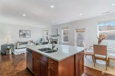 Kitchen - 4120 183rd Pl SE, Bothell, WA 98012 photo 4 of 6
