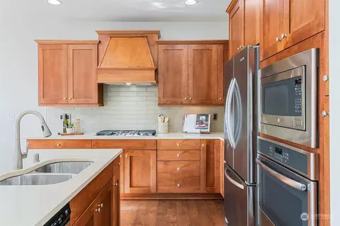 Kitchen - 4120 183rd Pl SE, Bothell, WA 98012 photo 1 of 6
