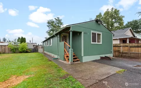 3623 V St #B, Vancouver, WA 98663