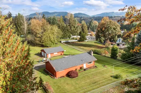 19234 SE 170th St, Renton, WA 98058