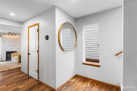 Entry Way - 9328 16th Dr W, Everett, WA 98204 photo 3 of 3