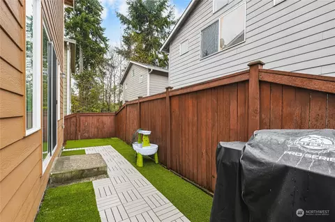Exterior - 9328 16th Dr W, Everett, WA 98204 photo 4 of 5