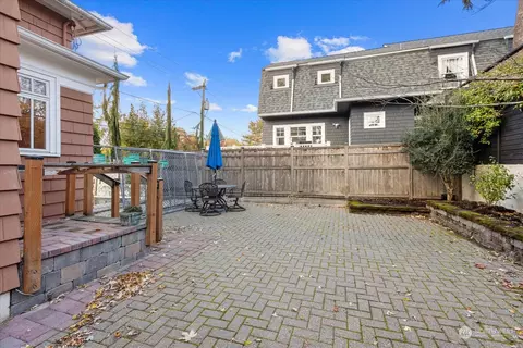 Exterior - 2014 E Aloha St, Seattle, WA 98112 photo 8 of 11