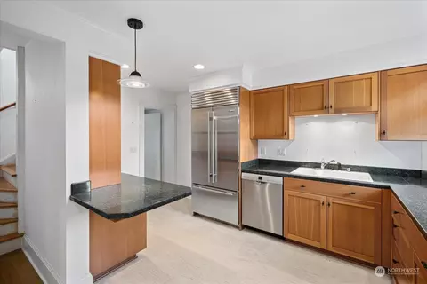 Kitchen - 2014 E Aloha St, Seattle, WA 98112 photo 3 of 4