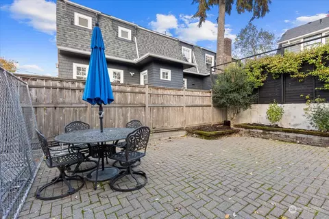 Exterior - 2014 E Aloha St, Seattle, WA 98112 photo 11 of 11