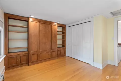 Bedroom - 2014 E Aloha St, Seattle, WA 98112 photo 4 of 4