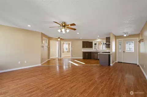 910 SW Mayer Ave, Winlock, WA 98596 photo 7