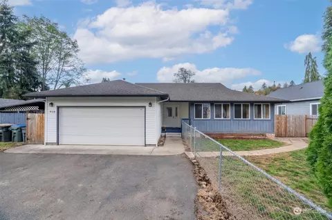 910 SW Mayer Ave, Winlock, WA 98596 photo 2