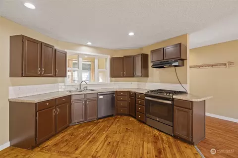 910 SW Mayer Ave, Winlock, WA 98596 photo 10