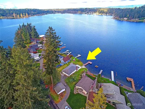 16003 Peninsula Rd, Stanwood, WA 98292