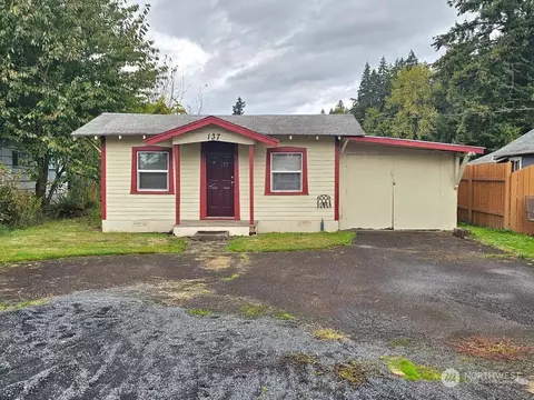 137 Williams Ave, Kelso, WA 98626