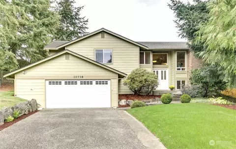 12738 SE 68th Pl, Bellevue, WA 98006