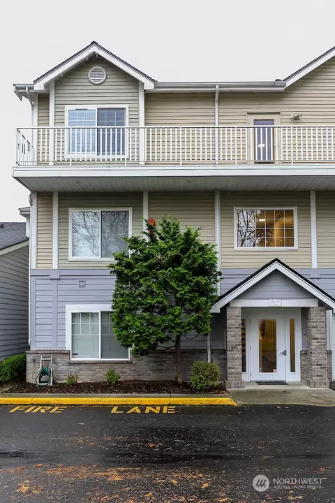 14110 SE 171st Way #B-301, Renton, WA 98058
