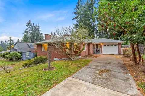 9315 236th St SW, Edmonds, WA 98020