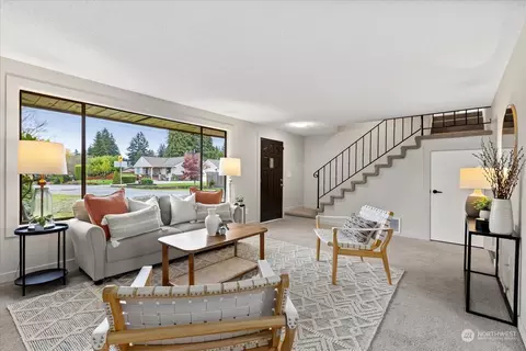 Living - 5138 Seahurst Ave, Everett, WA 98203 photo 3 of 11