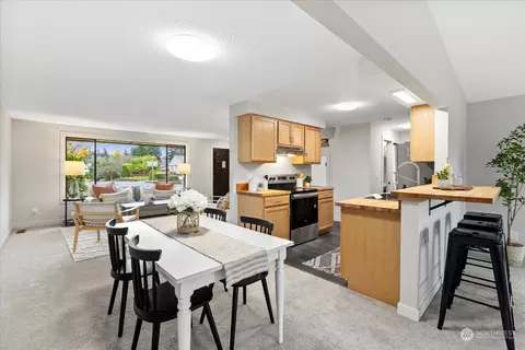 Dining - 5138 Seahurst Ave, Everett, WA 98203 photo 2 of 2