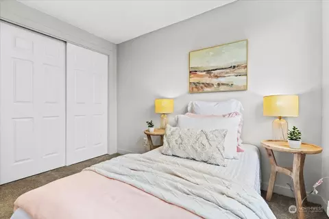 Bedroom - 5138 Seahurst Ave, Everett, WA 98203 photo 4 of 6
