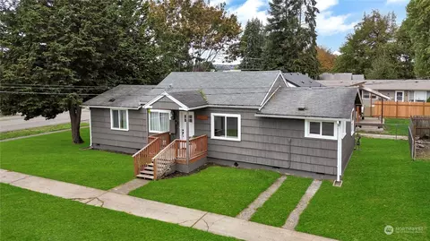 301 Hardefeldt St SE, Orting, WA 98360