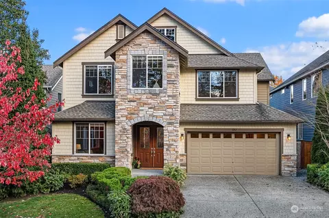 1262 267th Pl SE, Sammamish, WA 98075