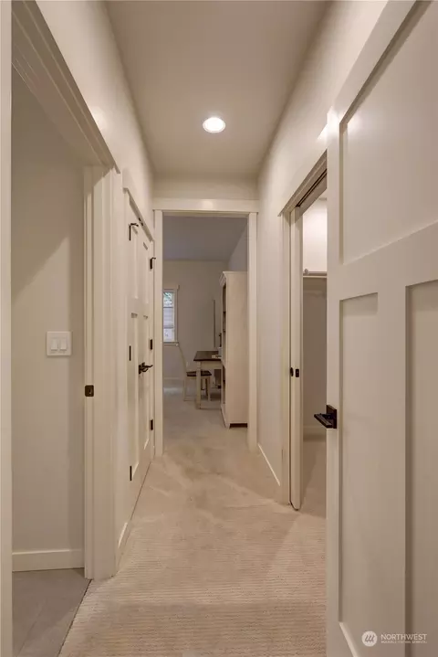 Entry Way - 791 E Vine Maple Ln, Union, WA 98592 photo 2 of 2