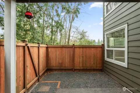 Exterior - 820 Cady Rd #G101, Everett, WA 98203 photo 2 of 3