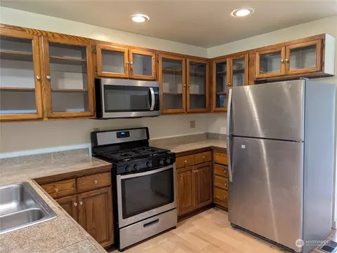 106 12th Ave E, Seattle, WA 98102 photo 11