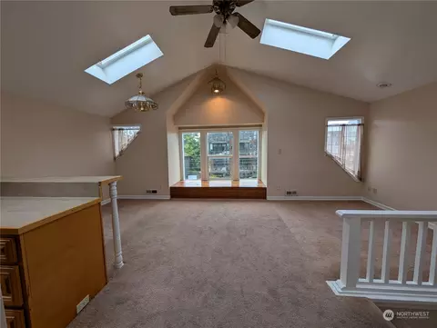 106 12th Ave E, Seattle, WA 98102 photo 7