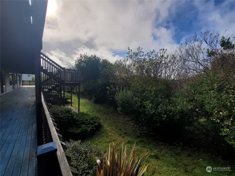 865 Cuddy Ct NW #105A, Ocean Shores, WA 98569