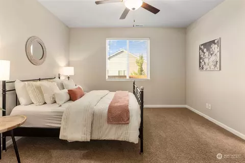 Bedroom - 863 Riley Dr E, Enumclaw, WA 98022 photo 1 of 5