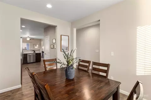 Dining - 863 Riley Dr E, Enumclaw, WA 98022 photo 1 of 2