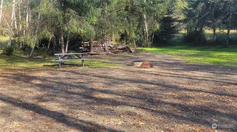 2868 Clearwater Rd, Forks, WA 98331