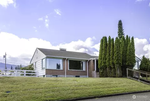 336 E Vashon Ave, Port Angeles, WA 98362