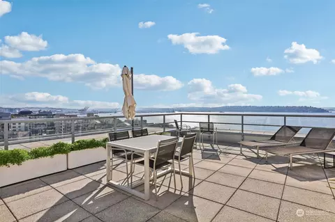 2929 1st Ave #PH8, Seattle, WA 98121