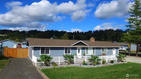 925 SW 21st St, Chehalis, WA 98532