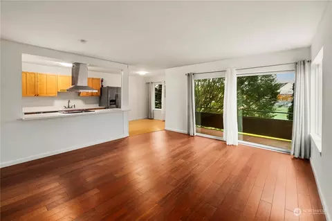 7924 212 St SW #214, Edmonds, WA 98026
